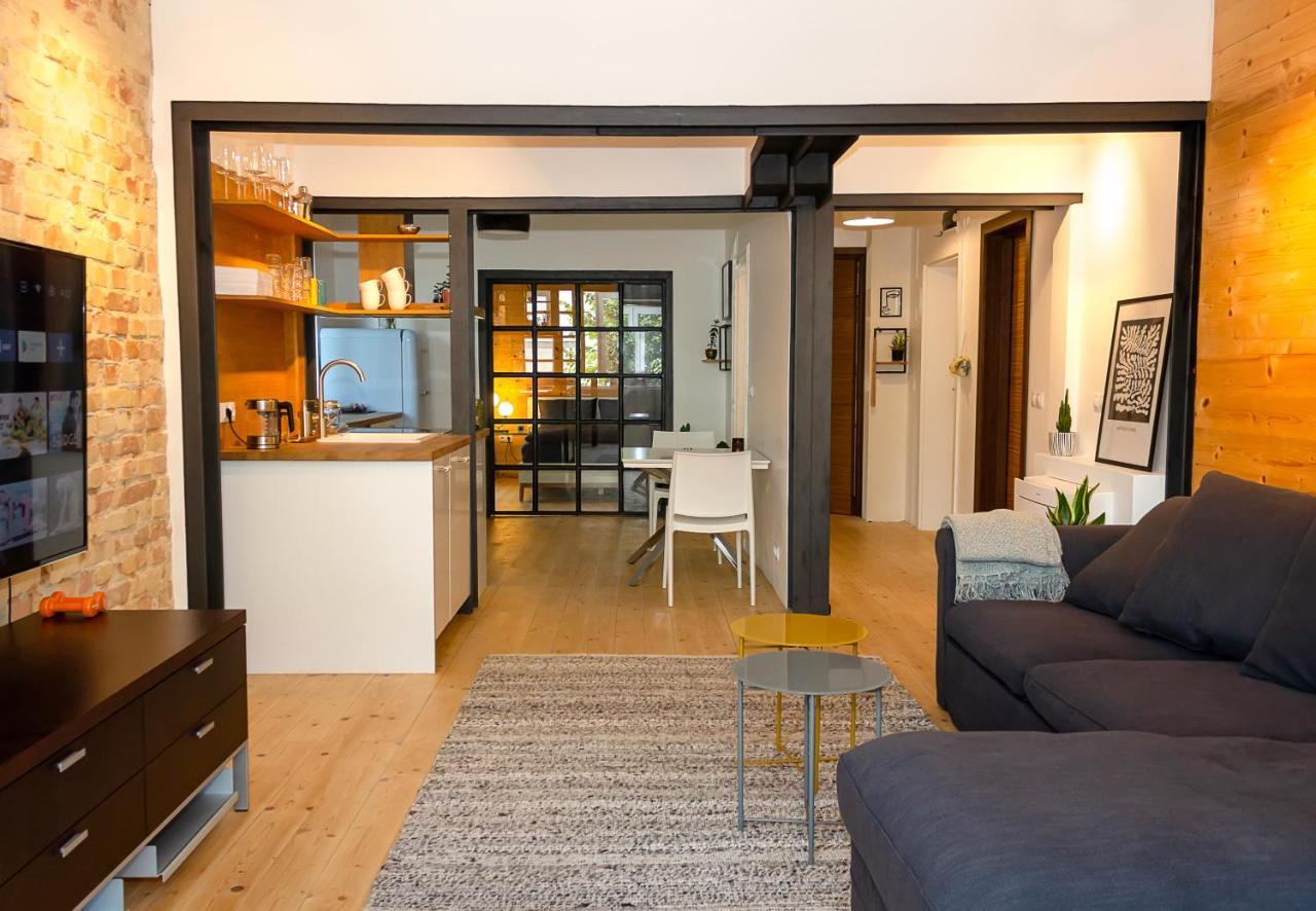 Bright & Spacious 1Bd Apartment With A Charming Balcony By Flat Mаnager Varna Exteriör bild