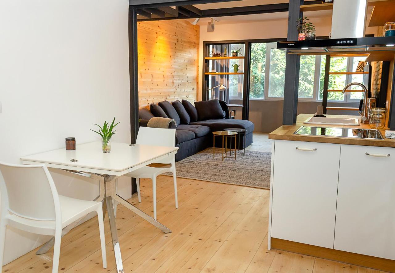 Bright & Spacious 1Bd Apartment With A Charming Balcony By Flat Mаnager Varna Exteriör bild