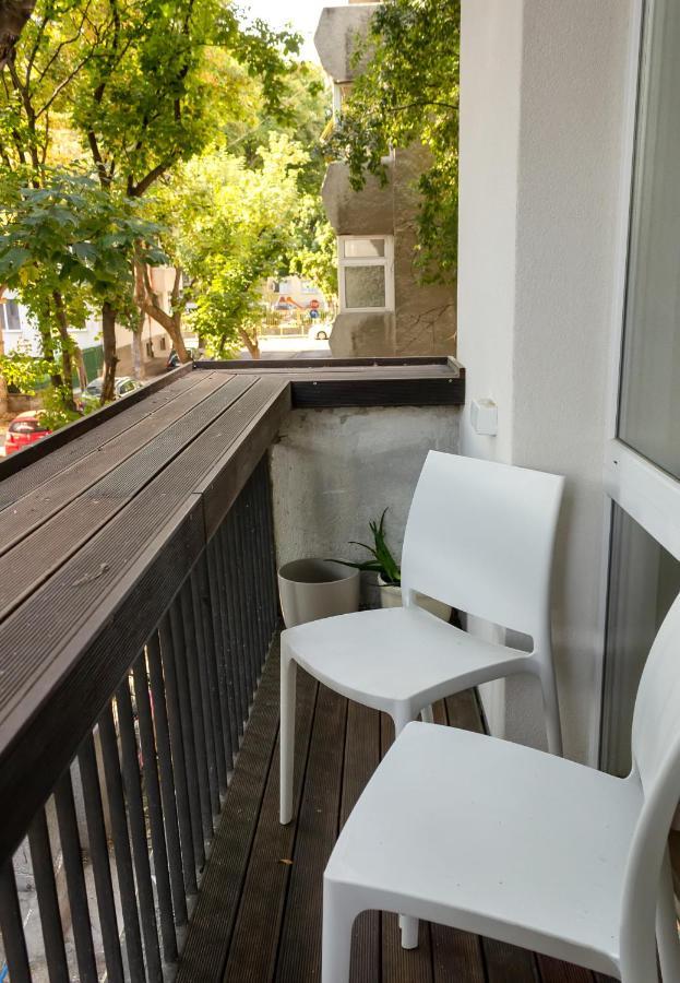 Bright & Spacious 1Bd Apartment With A Charming Balcony By Flat Mаnager Varna Exteriör bild