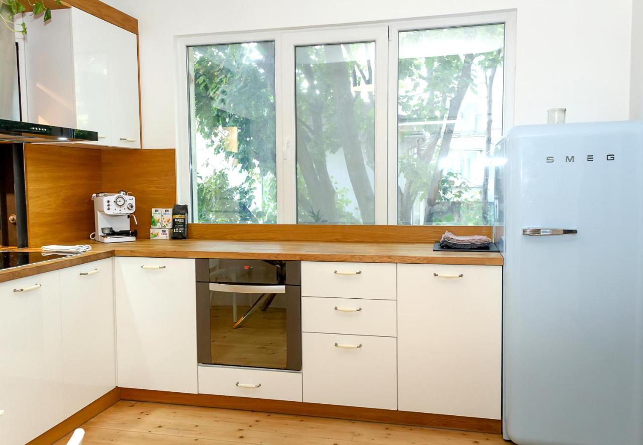 Bright & Spacious 1Bd Apartment With A Charming Balcony By Flat Mаnager Varna Exteriör bild